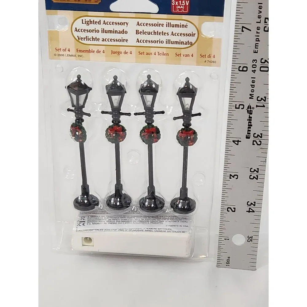 Lemax Village Collection Lighted Accessory Set of 4 Wreath‎ Street Lamps 74283
